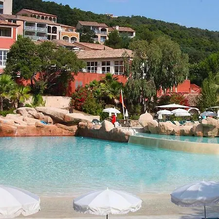 Golfe De Saint-tropez Pierre Et Vacances * Grimaud